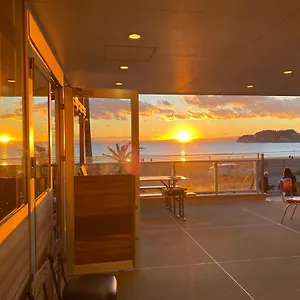 ベッド・アンド・ブレックファスト 海辺のbed&breakfast Good Morning Zaimokuza